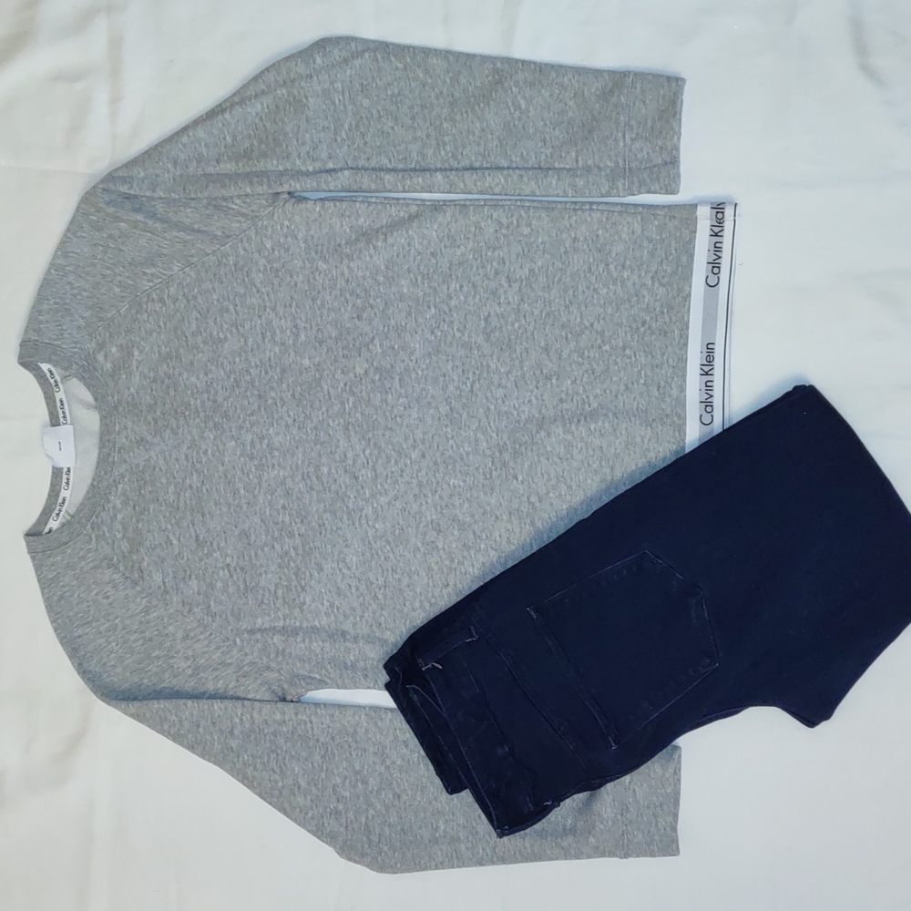 Calvin Klein women's pullover sweater